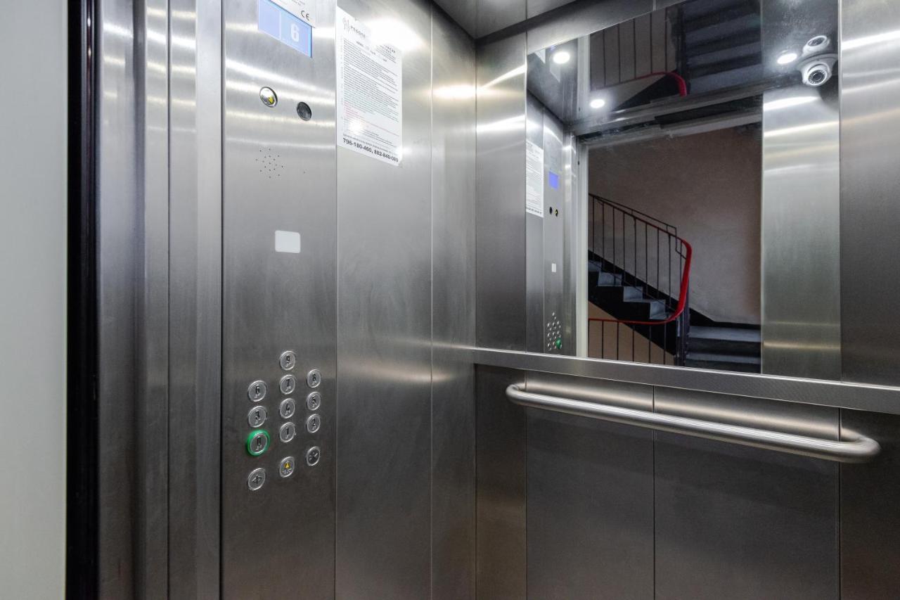 Kairos Apartments - Gold - Darmowy Parking, Scisle Centrum 格利维采 外观 照片